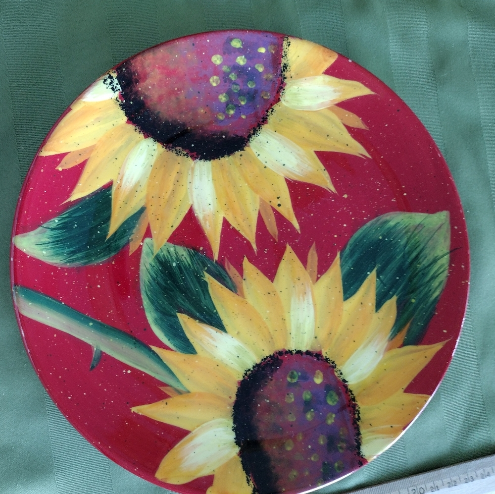 🌻 Sunflower Salad Plate 8.5"